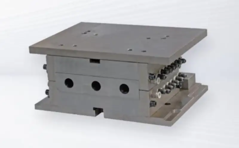 ZQ135 injection blow molding machine precision mold components